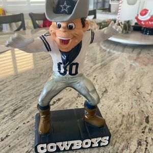 Dallas Cowboy figure